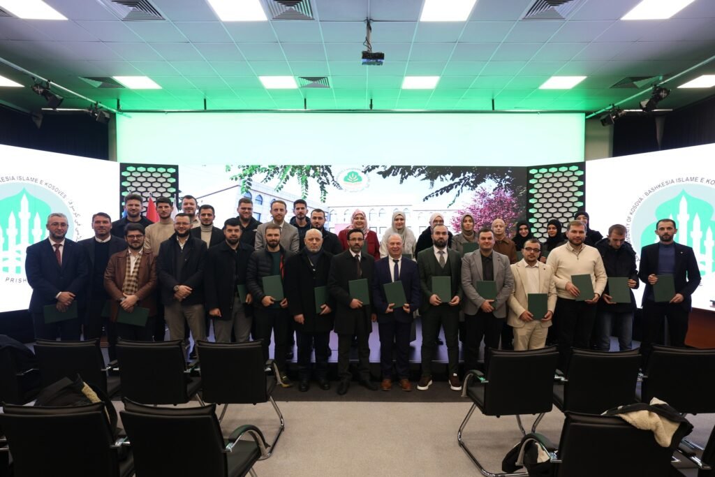 U mbajt ceremonia e shpërndarjes së diplomave