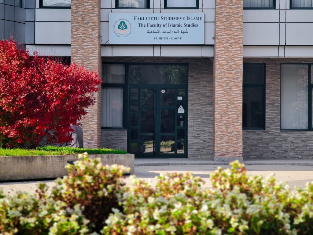 LISTA PERFUNDIMTARE E KANDIDATËVE TË CILËT KALUAN PROVIMIN PRANUES NË FAKULTETIN E STUDIMEVE ISLAME